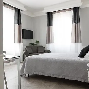 https://golfo-dei-poeti-retreat.hotelitalianriviera.com